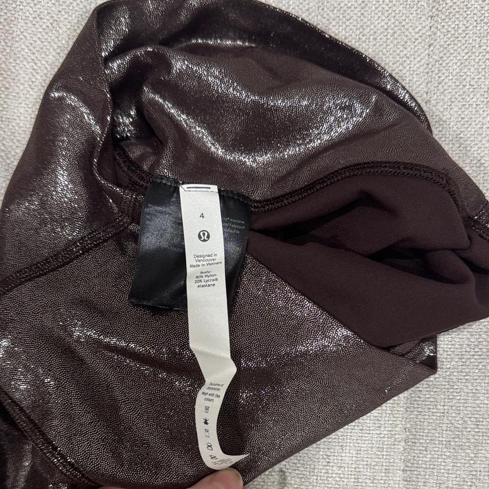 Lululemon Align™ High-Rise Short 6"
Shine Sz 4 - Picture 4 of 5